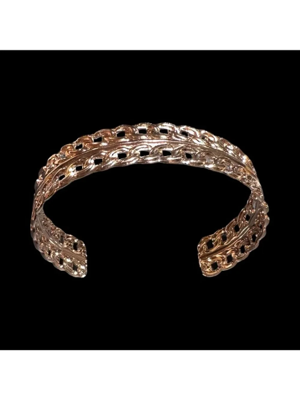 Cuff Bracelet Gold Tone Woven Look Womens Costume Jewlery NWOT